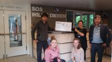 sint-catharinacollege doet schenking