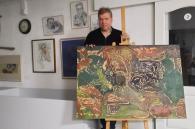 Marc maakt kunstwerken met beestige taferelen